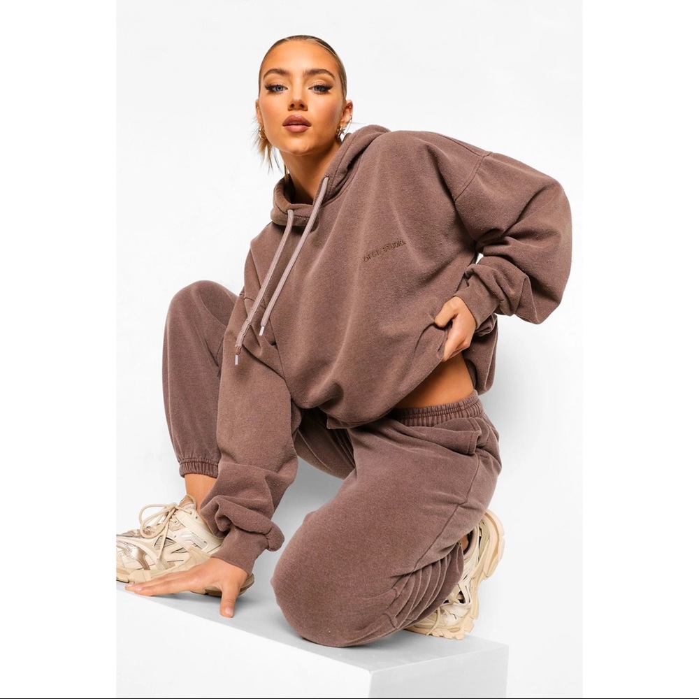 Brown Joggers and Hoodie Boohoo Matching Set M